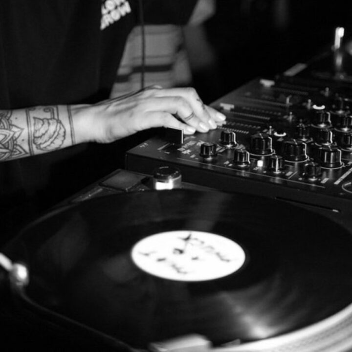 dj